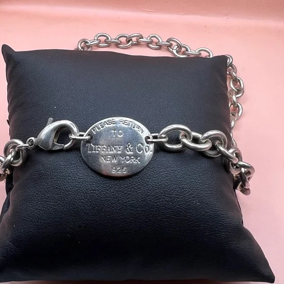 Authentic Tiffany & co. 925choker necklace. - Picture 3 of 6